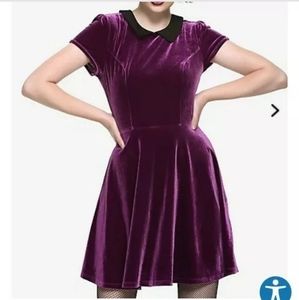 Hot Topic Purple Velvet Dress Black Collar Sz L